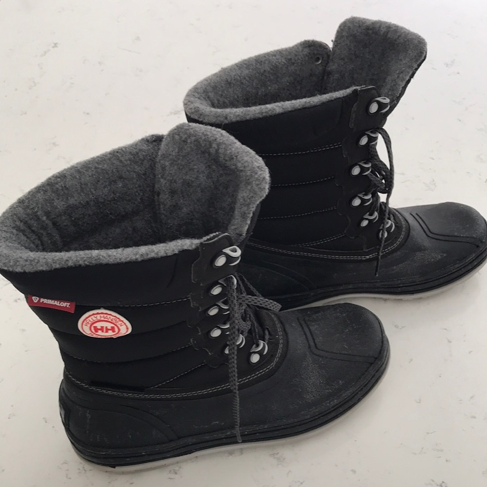 HELLY HANSEN SNOW BOOTS 8